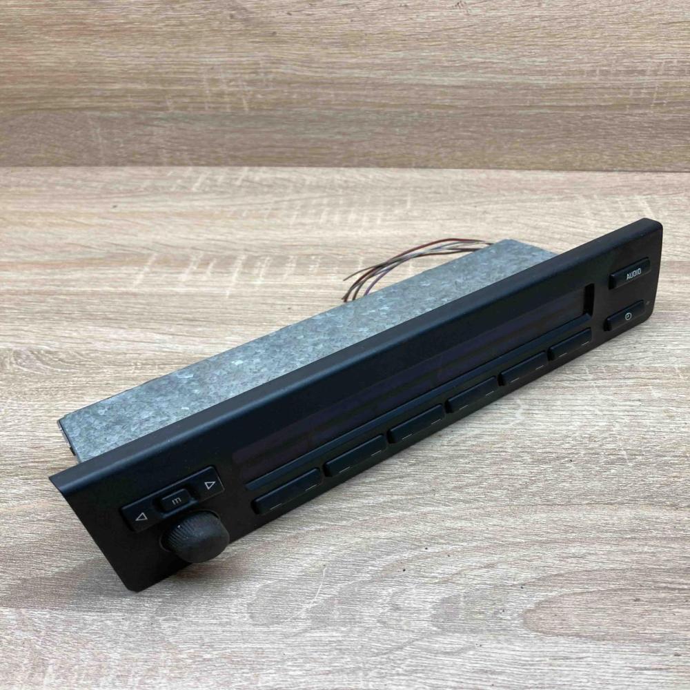 6909127  With Plug Radio/CD/DVD/GPS head unit BMW 5 E39