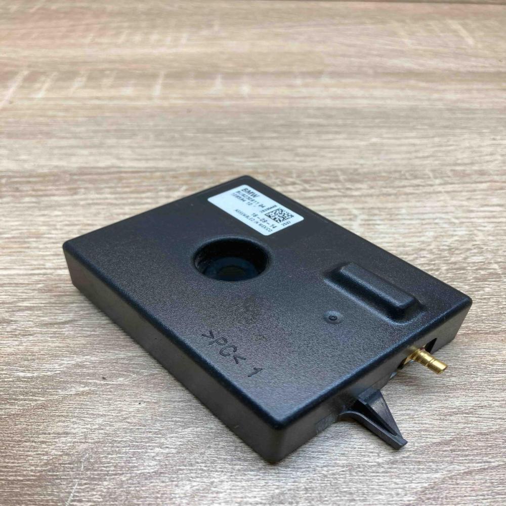 9230911 108594 10  Aerial antenna amplifier BMW X5 E70