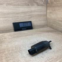 8377612   Windscreen/windshield washer pump BMW 5 E39