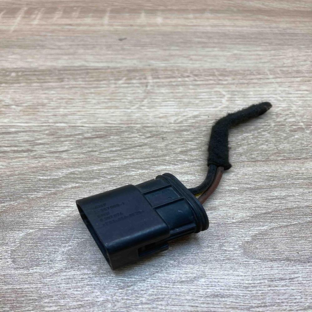 8367074 2 967086 1  Plug wire BMW 5 E60 E61