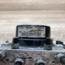 89541 0D480 44540 0D280  ABS Pump Toyota Yaris