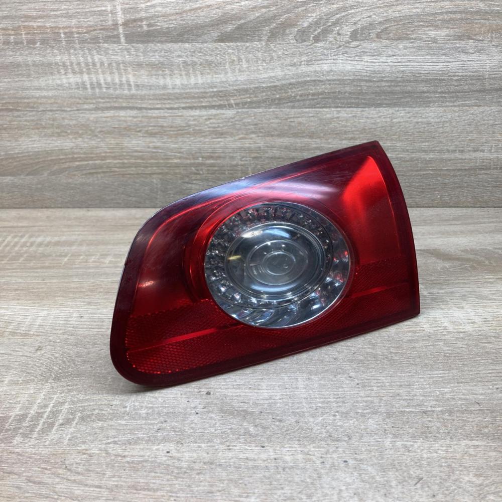 3C9945094   Rear/tail lights Volkswagen PASSAT B6