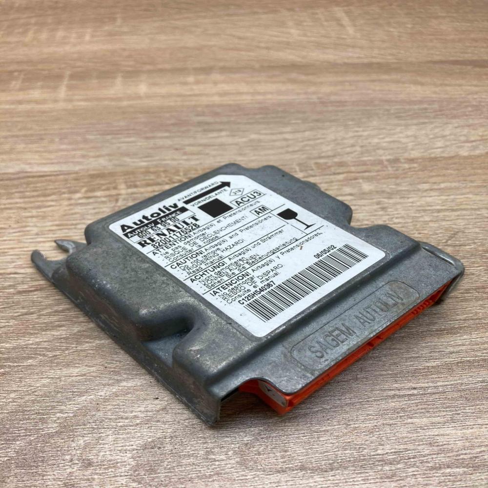 8200117652B 600639500  Airbag control unit/module Renault Scenic I