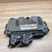 8200310863 0281011549  Engine control unit/module ECU Renault Scenic II -  Grand