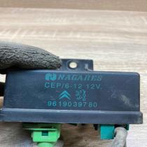 9619039780   Glow plug pre-heat relay Peugeot 307