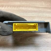 7700418434D 550569000  Airbag control unit/module Renault Scenic I