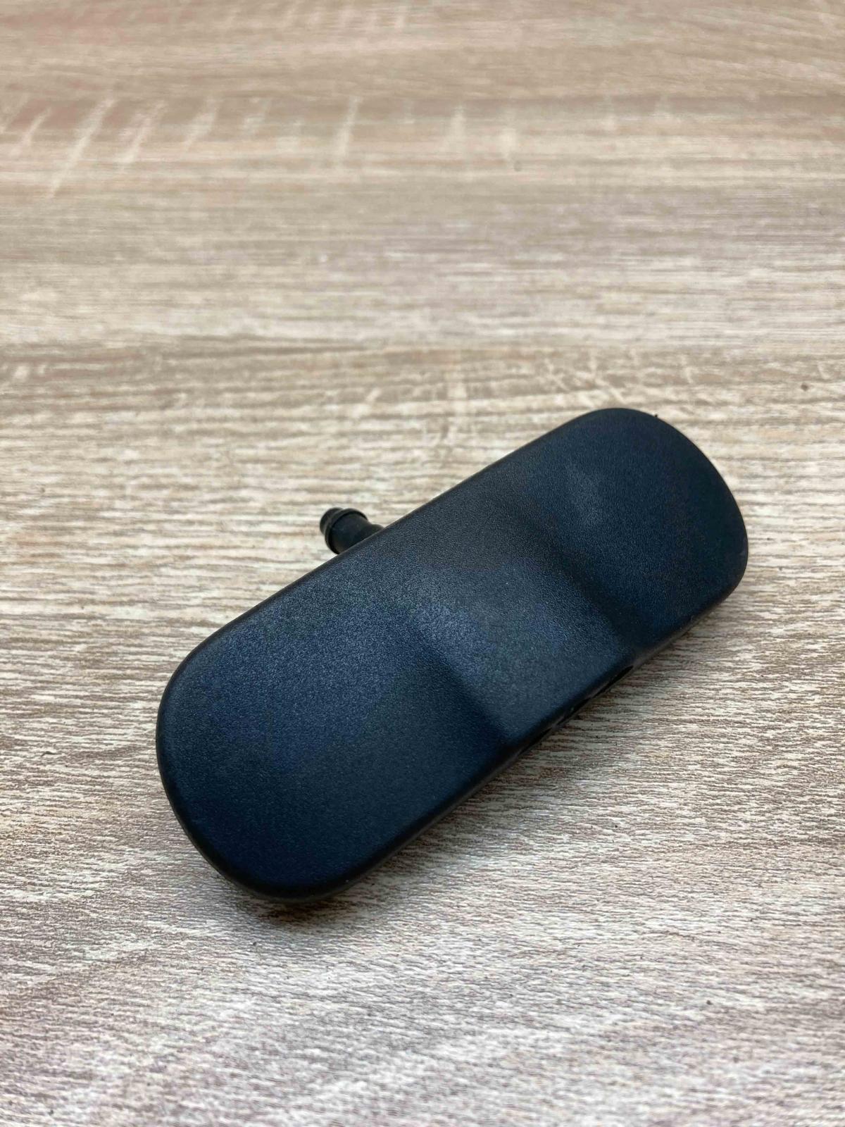 4L0955987 Left Side  Headlight washer spray nozzle Audi Q7 4L