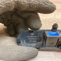 4L0955987 Left Side  Headlight washer spray nozzle Audi Q7 4L