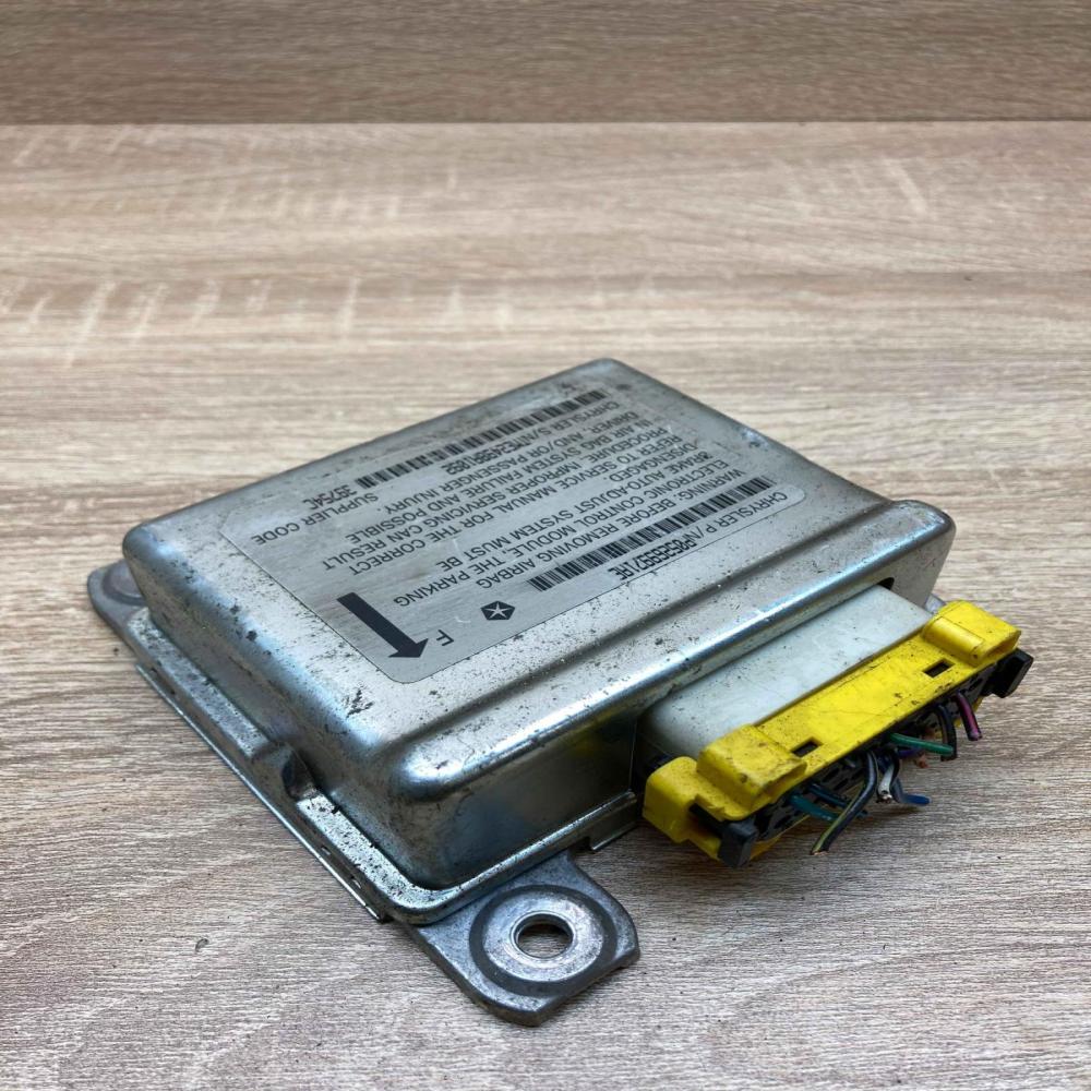 P05269971AE  With Plug Airbag control unit/module Chrysler Neon I