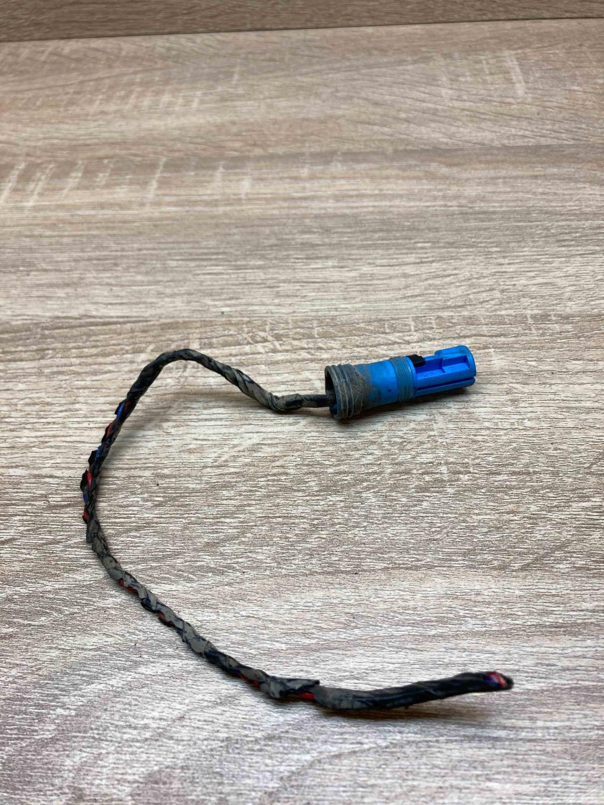 1393748 4 963505 1 BLUE Plug wire BMW X1 E84