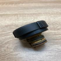 1742232   Coolant expansion tank/reservoir cap BMW X5 E53