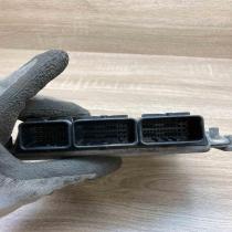 8200153946 0281010556  Engine control unit/module ECU Renault Laguna II