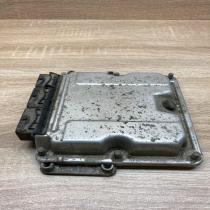 8200153946 0281010556  Engine control unit/module ECU Renault Laguna II