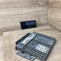 8200045893   Engine control unit/module ECU Renault Laguna II
