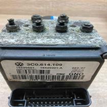 3C0614109   ABS Pump Volkswagen PASSAT B6