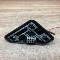 8371325  Tailgate Left Side Tail light bulb cover holder BMW 5 E39