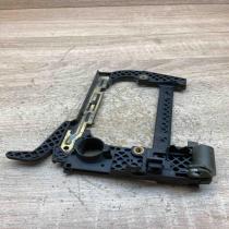 BMW 5 Series E39 Drive Door Right Side  Front door exterior handle/bracket BMW 5
