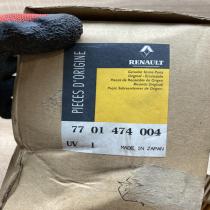 7701474004   Oil filter cover Renault Espace IV
