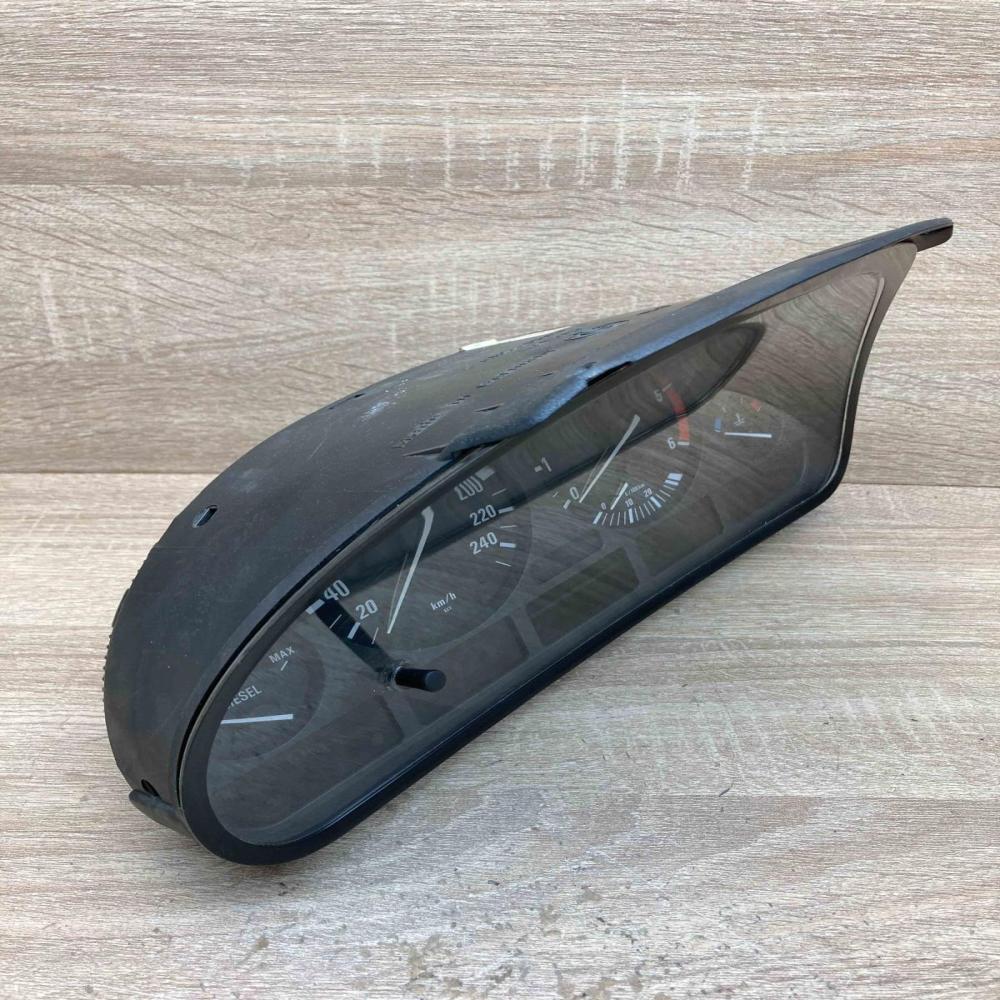 6942543 110 008 735 LHD Speedometer (instrument cluster) BMW 5 E39
