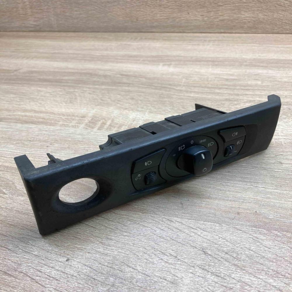 6953737   Light switch BMW 5 E60 E61