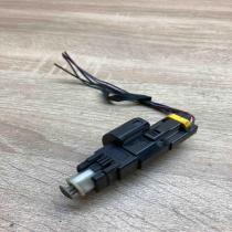 09149765 09149766 With Plug Brake pedal sensor switch Opel Omega B2