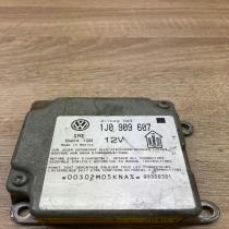 1J0909607 5WK4199 Used  Airbag control unit/module Volkswagen PASSAT B5