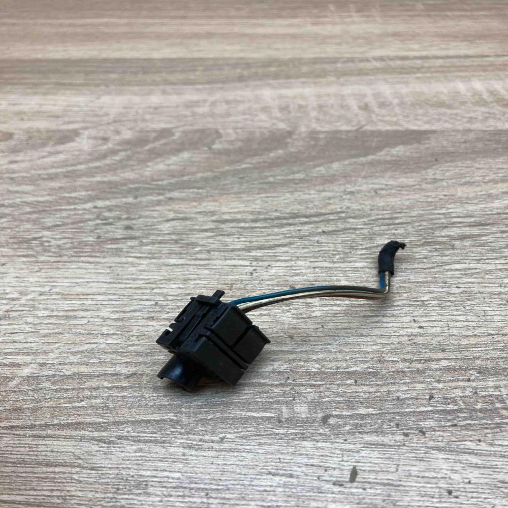 9149009 705 576  Plug wire BMW 5 F10 F11