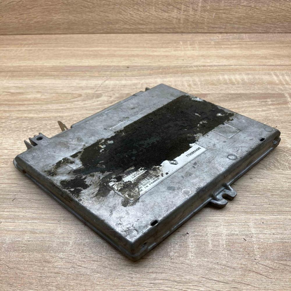 7700864496   Engine control unit/module ECU Renault Safrane