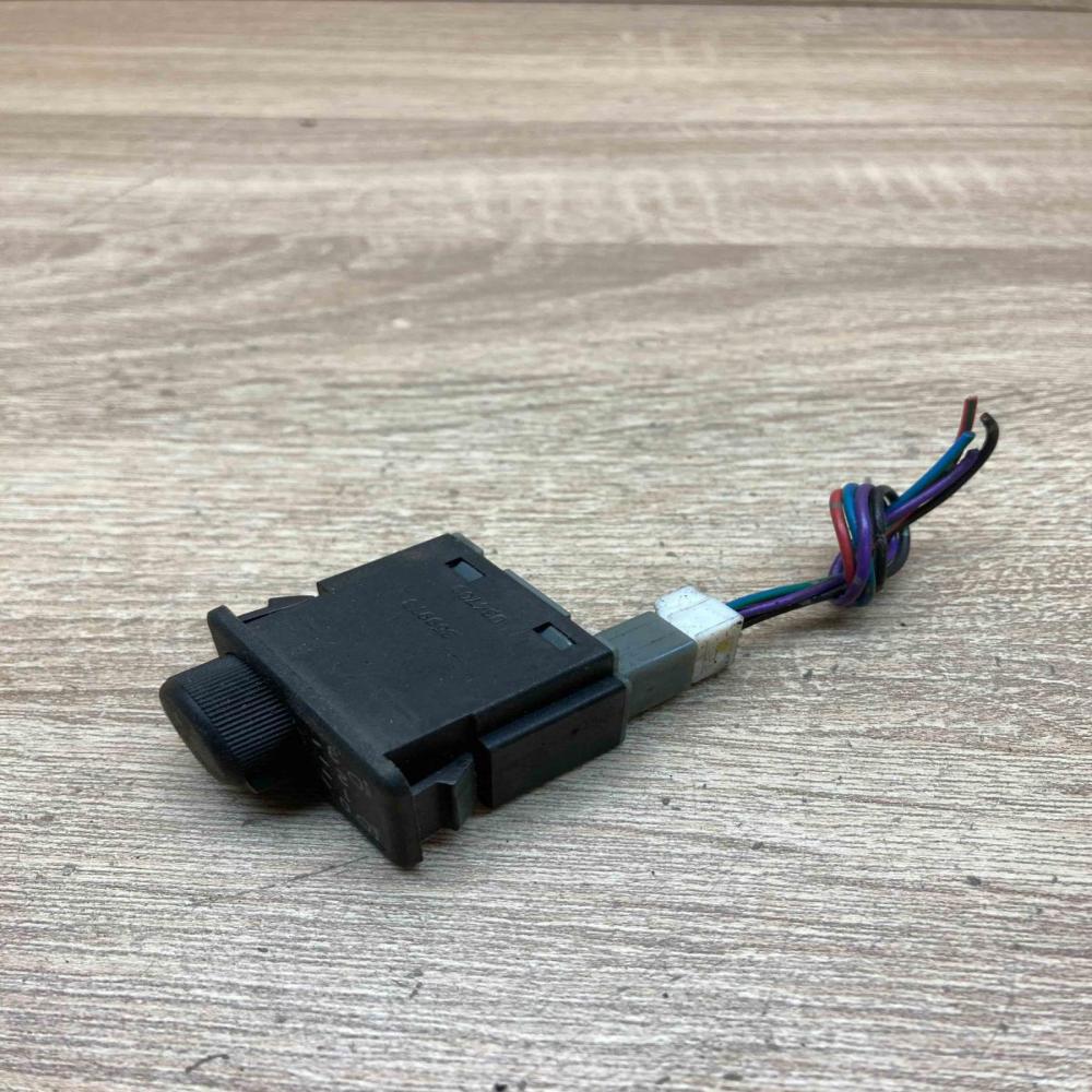 36997B 36997B D3470  Headlight level height control switch Nissan Almera Tino