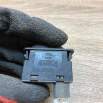 36997B 36997B D3470  Headlight level height control switch Nissan Almera Tino