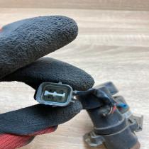 4VL5207   Turbo solenoid valve Honda Accord