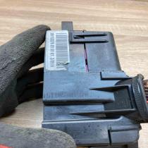 06153376 151105 01870  Fuse box set Audi A2