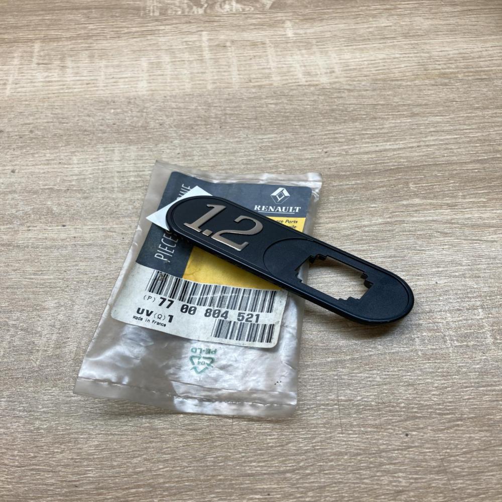 7700804521   Manufacturer badge logo/emblem Renault Clio I