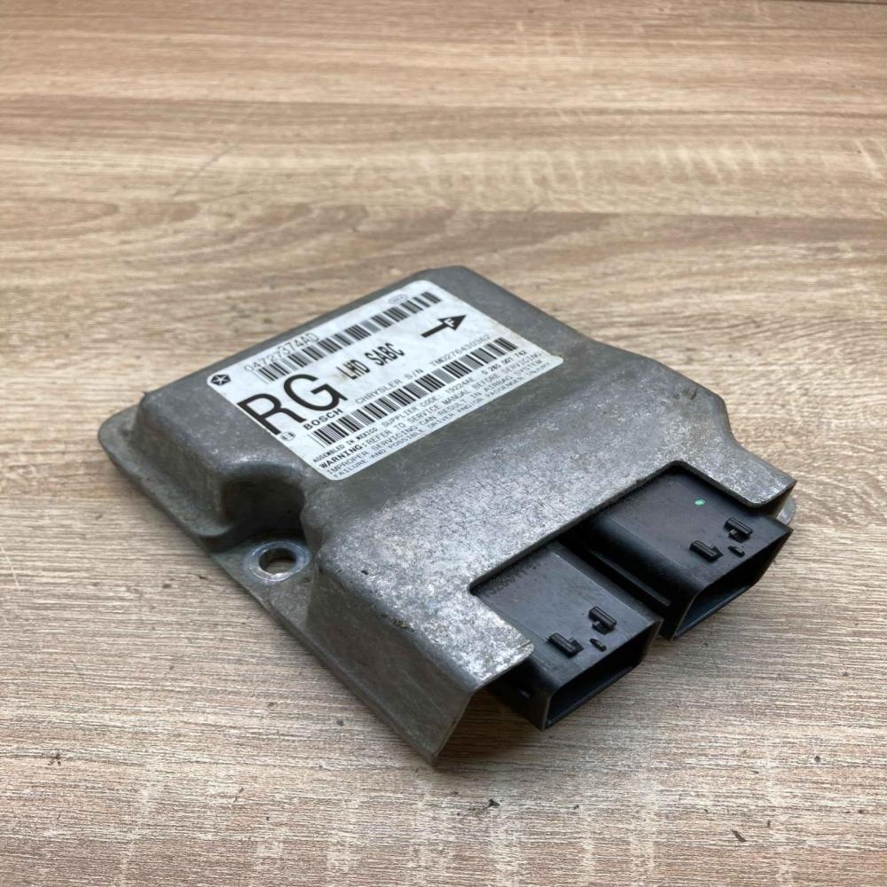 04727374AD   Airbag control unit/module Chrysler Voyager
