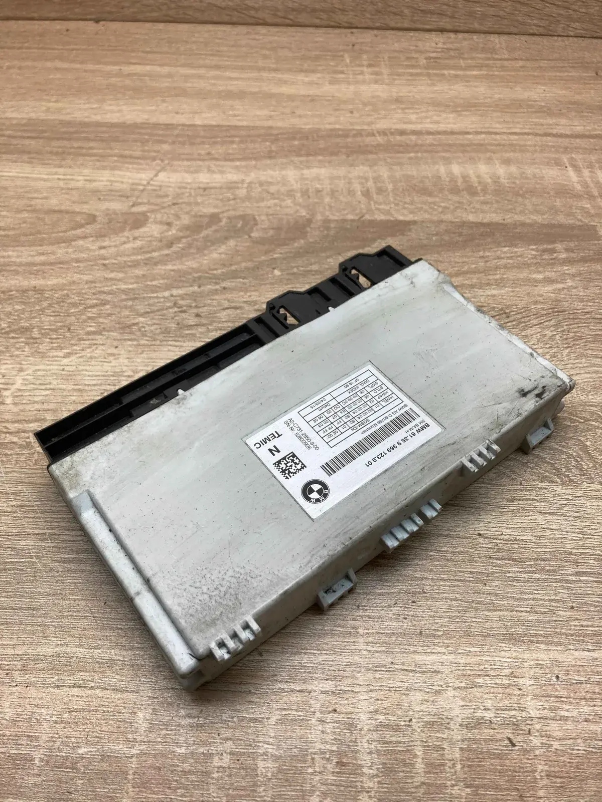 9369123   Seat control module