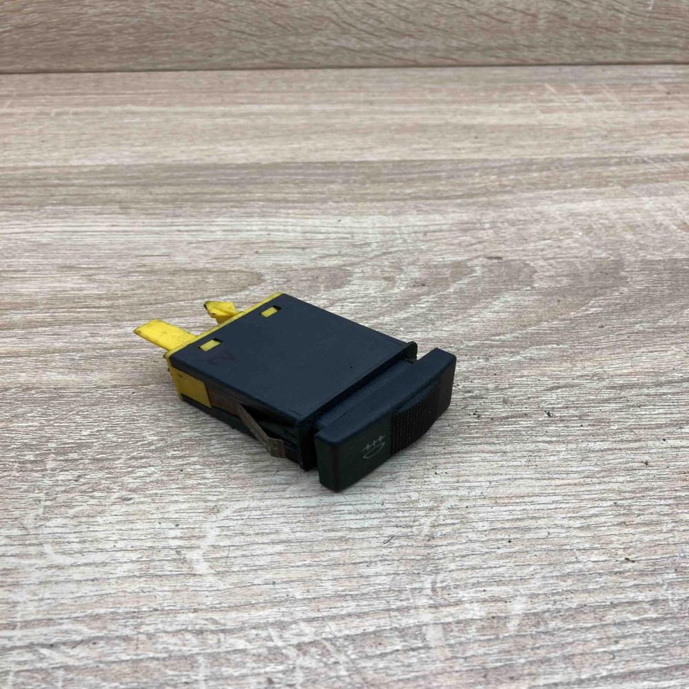 4D0941563   Fog light switch Audi A4 S4 B5 8D