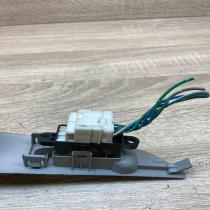 82961 Switch BU000 1  Electric window control switch Nissan Primera