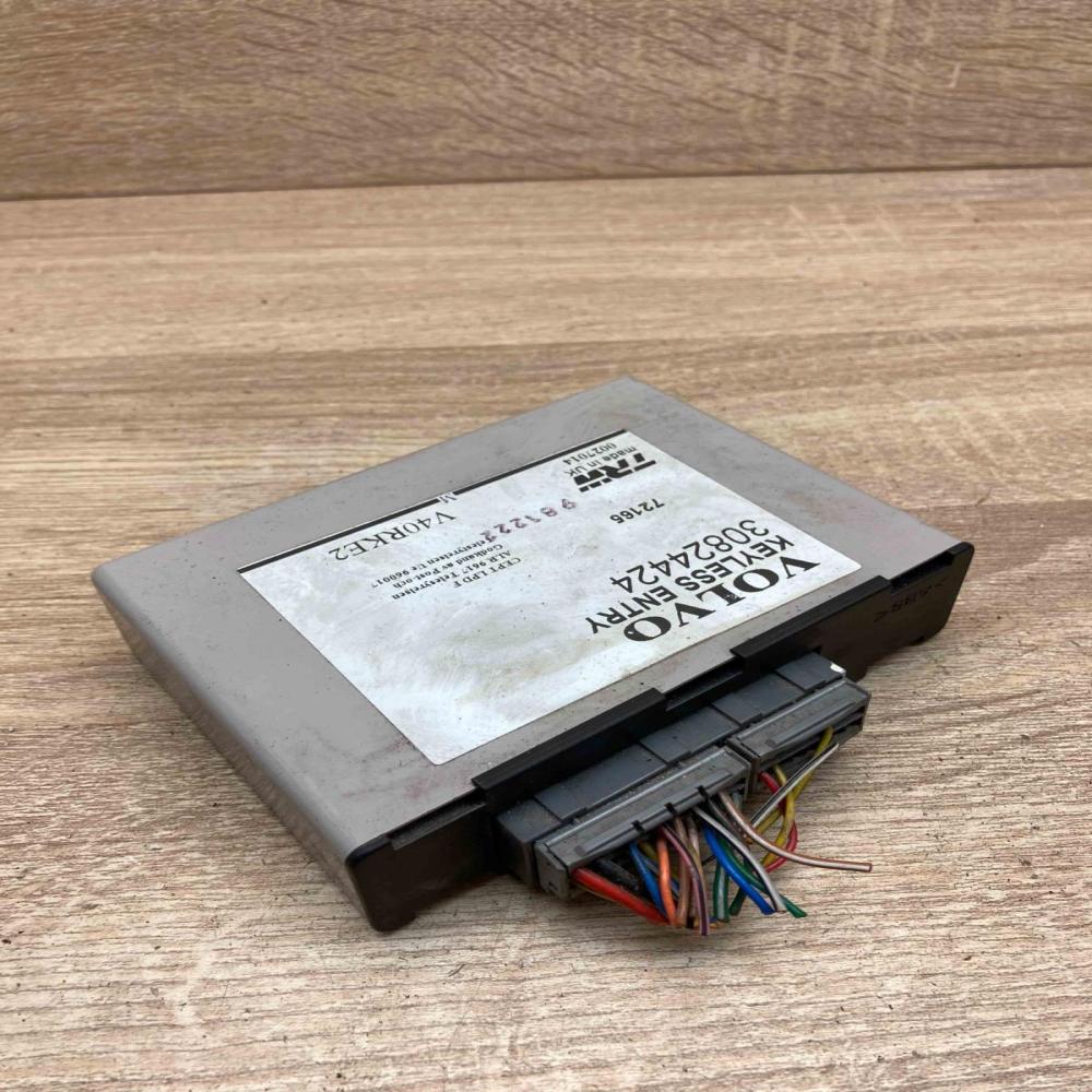 30824424 72165  Alarm control unit/module Volvo S40, V40