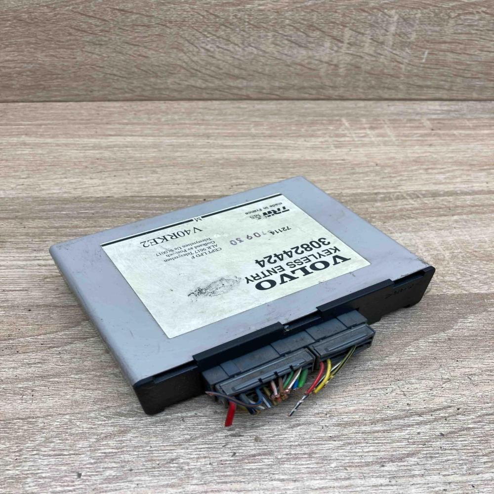 30824424 72114  Alarm control unit/module Volvo S40, V40