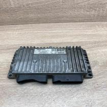 7700115401 S105280021  Engine control unit/module ECU Renault Scenic I