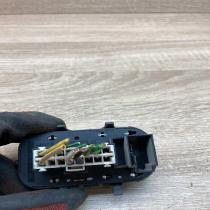 98AG14529AC   Electric window control switch Ford Focus
