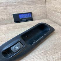 7700431172 27262  Electric window control switch Renault Scenic I