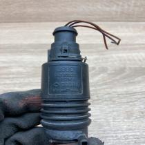 4A0955651  Main Windscreen/windshield washer pump Audi 80 90 S2 B4