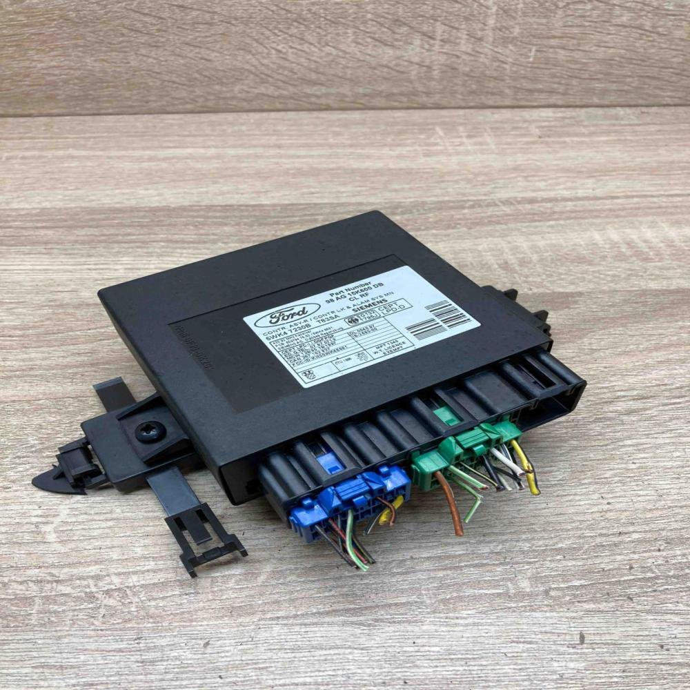 98AG 15K600 DB 5WK4 7230B  Comfort/convenience module Ford Focus