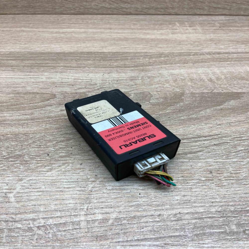 88205 AC010 5WK4690 Main Immobilizer control unit/module Subaru Legacy