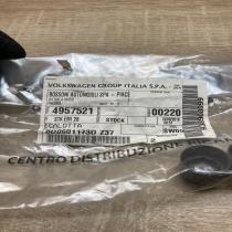 8D0601173D   Wheel nut cap/cover Audi A4 S4 B5 8D