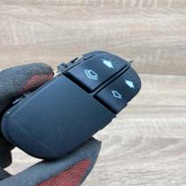 98AG14529AC Used  Electric window control switch Ford Focus
