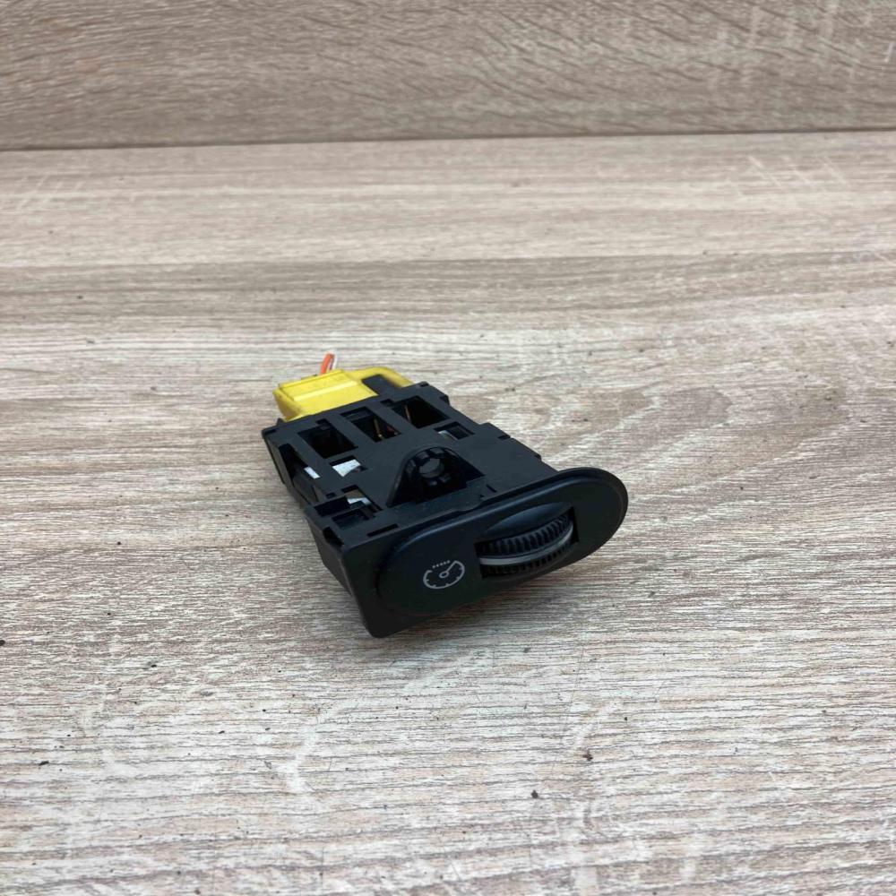 96BB 13K752 AB   Panel lighting control switch Ford Mondeo MK II
