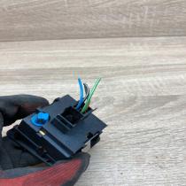 7700817598 6267  Headlight level height control switch Renault 19