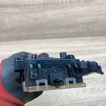 647 3R26   Wiper control stalk Toyota Avensis T220